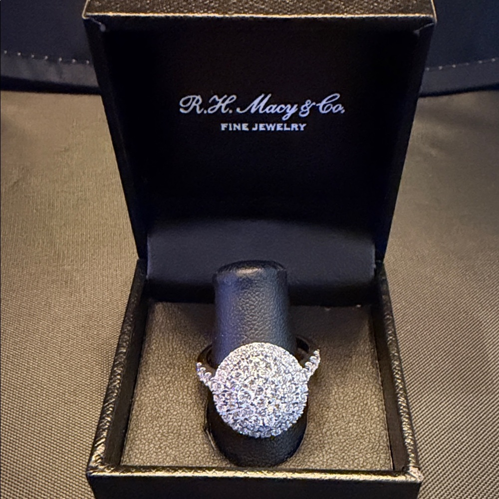 Macy's Dazzling Silver Cluster Ring - image 1